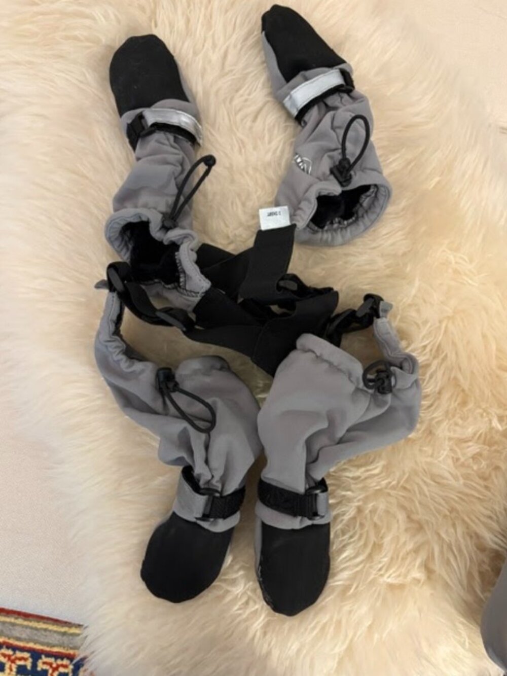 Canada Pooch suspender boots size 3 Short